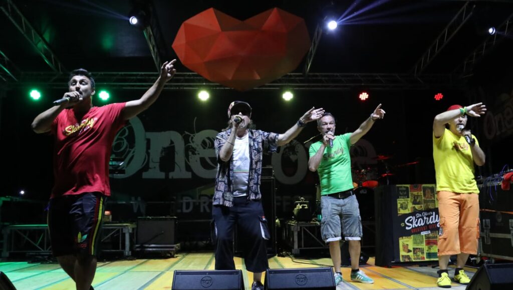 skardy live 2